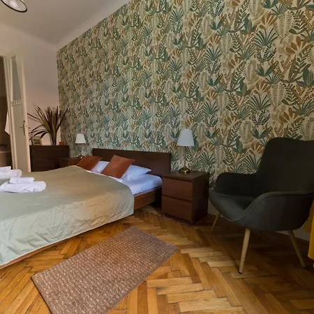 Apartment Rumbach Royal