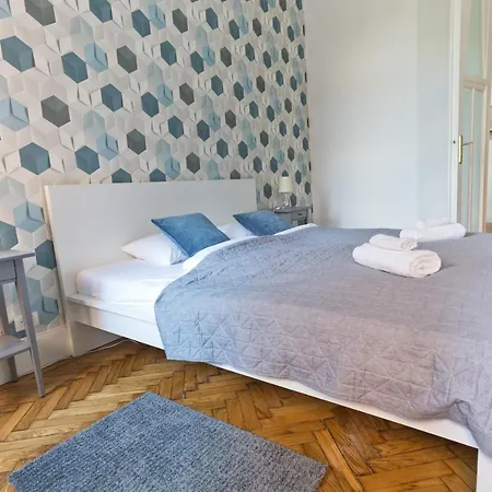 Apartment Rumbach Royal *